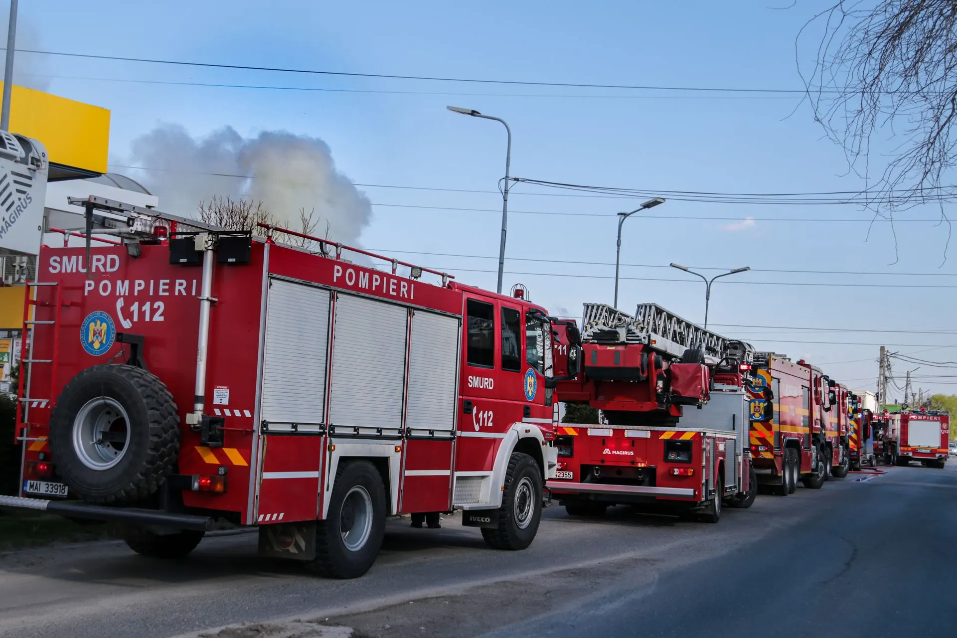 Acoperiș în flăcări pe Amiral Urseanu, apoi hală pe Marginei, în Sectorul 1